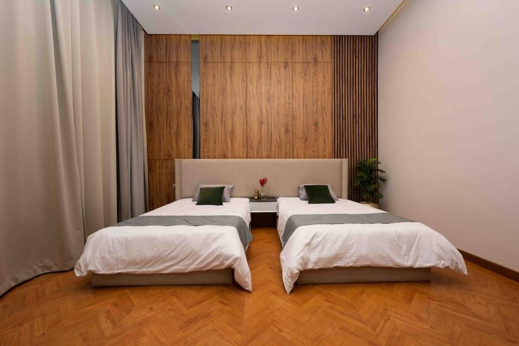 4 Master Bedrooms With Private Swimming Pool Cairo