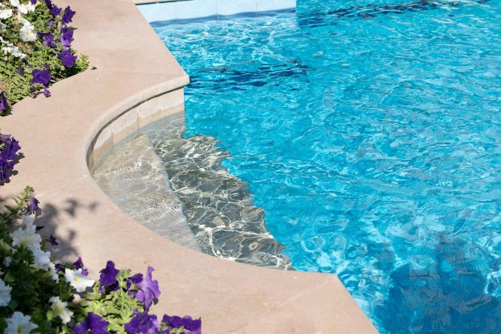 4 Master Bedrooms With Private Swimming Pool * Cairo